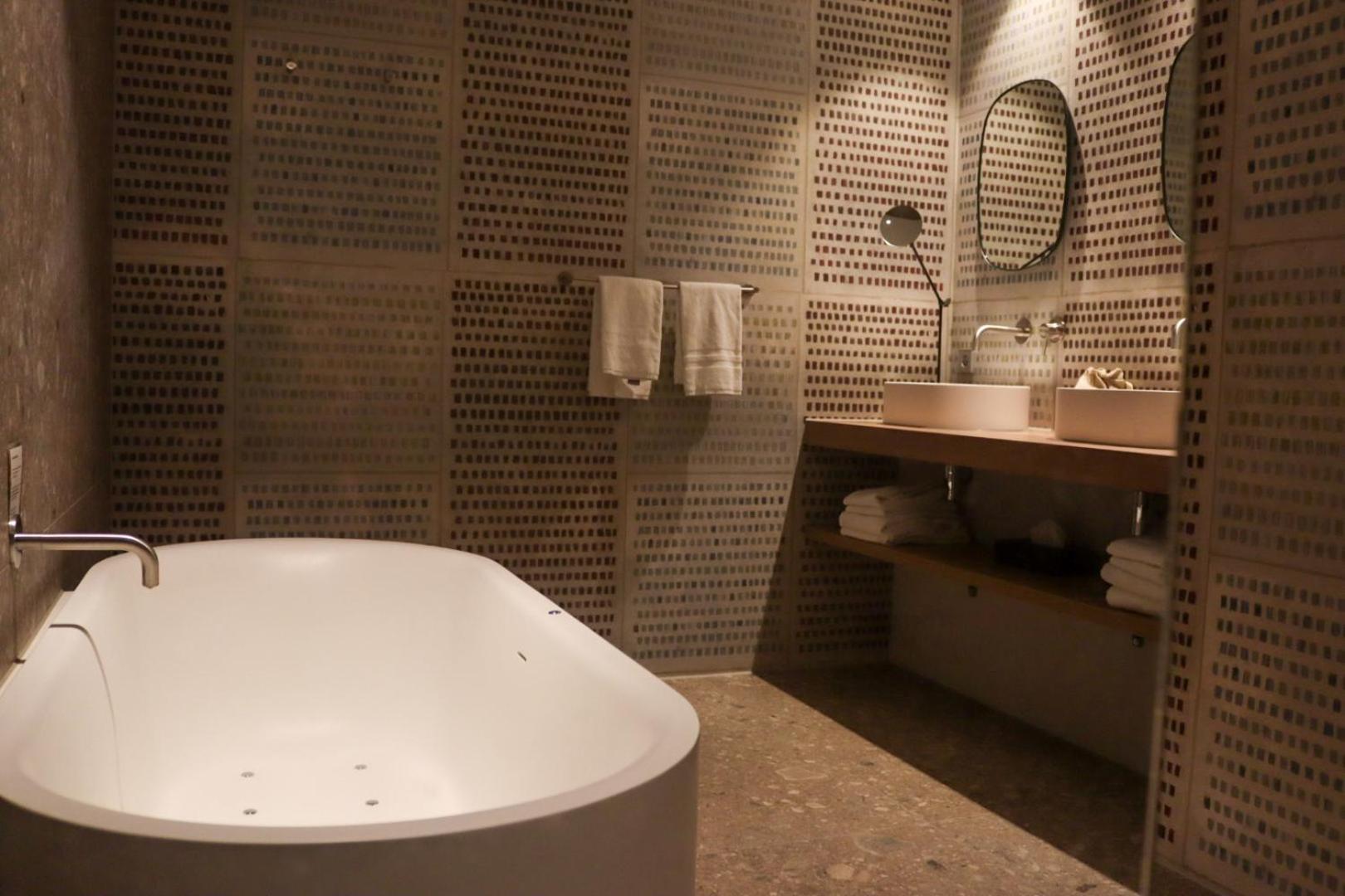 Van Der Valk Hotel Девентер Экстерьер фото