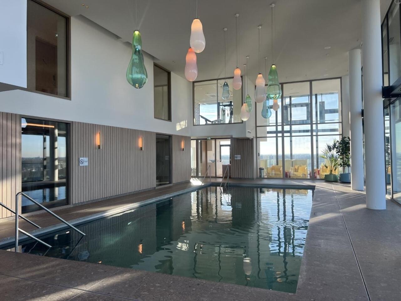 Van Der Valk Hotel Девентер Экстерьер фото