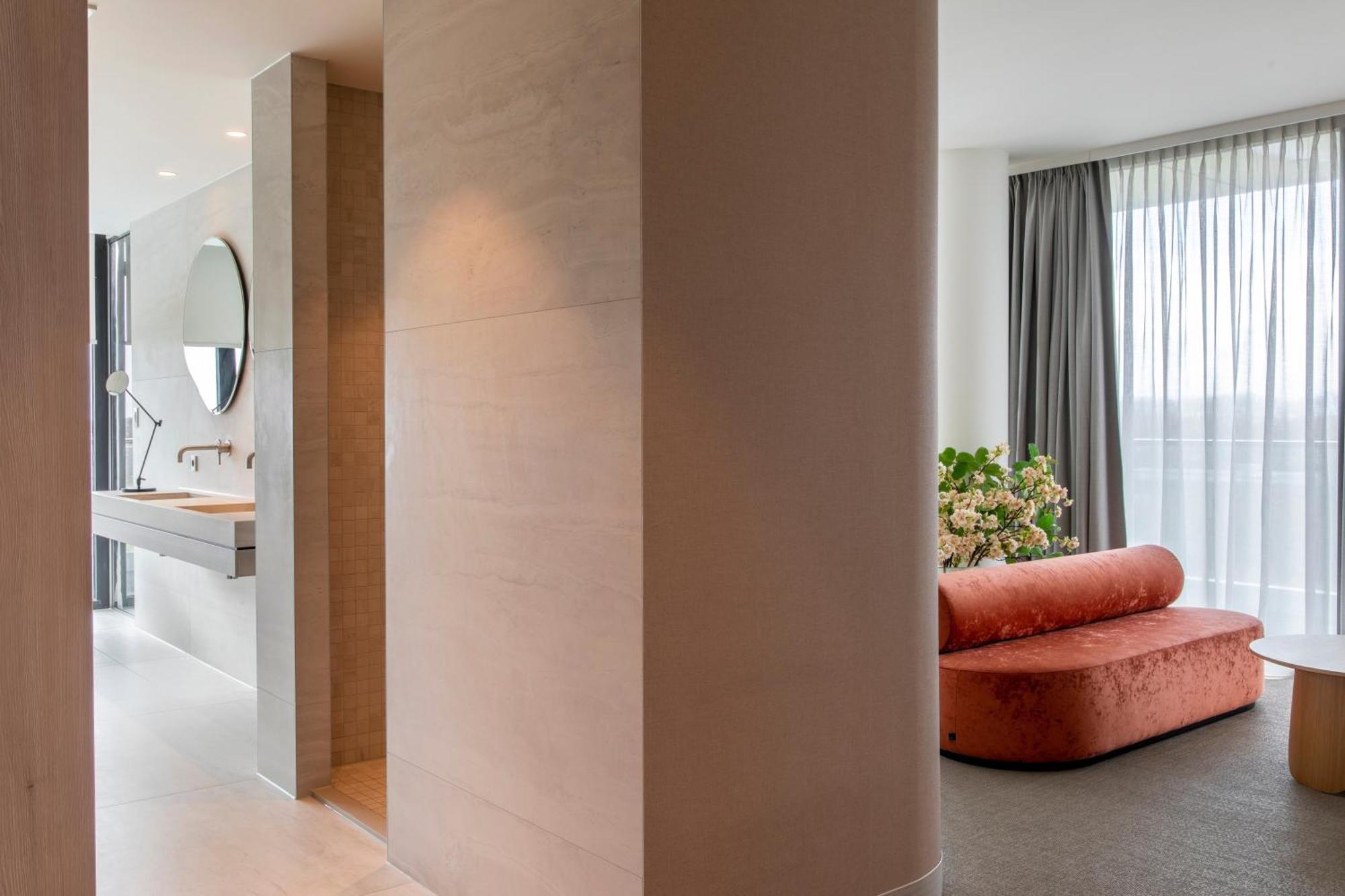 Van Der Valk Hotel Девентер Экстерьер фото