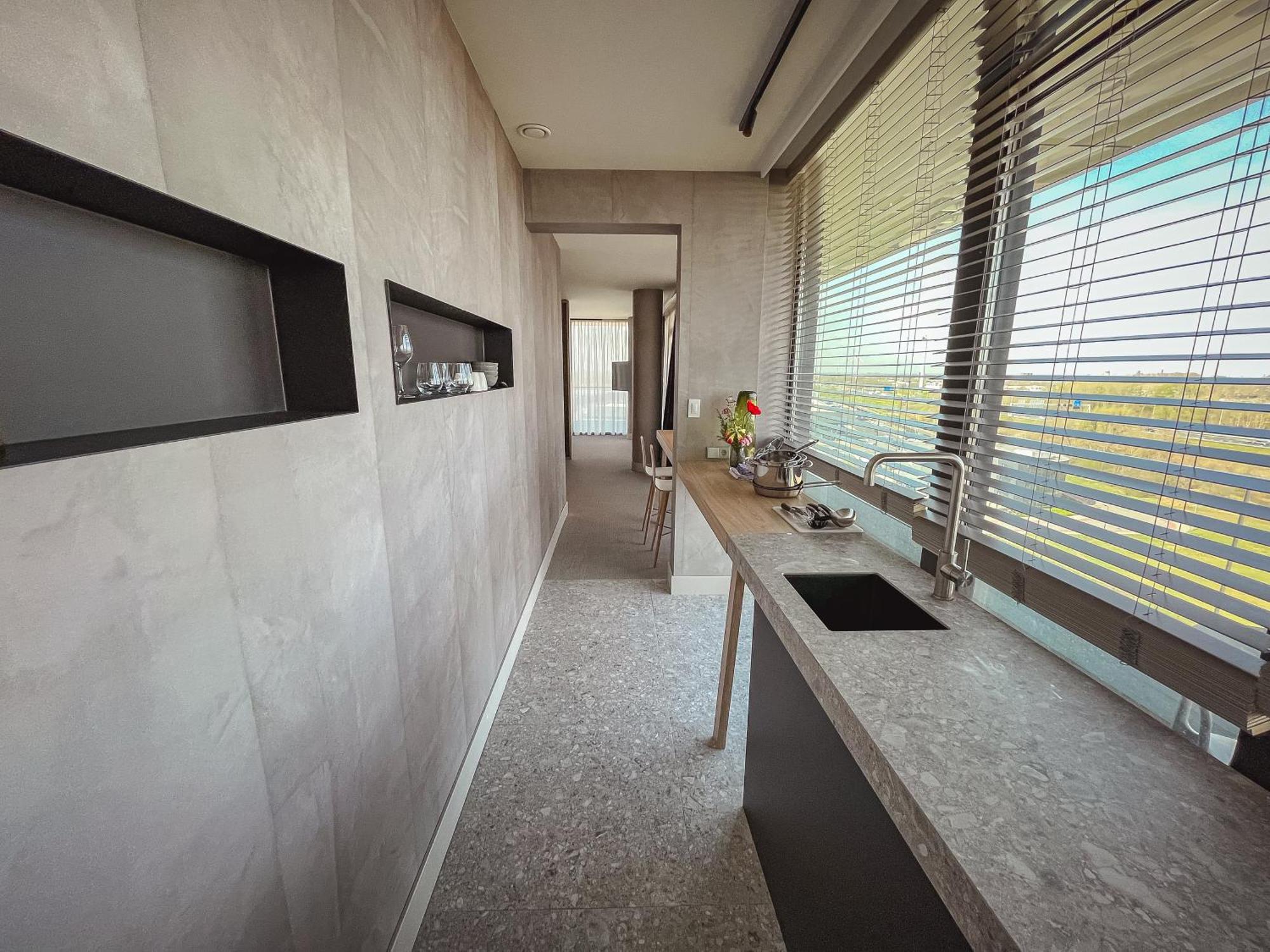 Van Der Valk Hotel Девентер Экстерьер фото